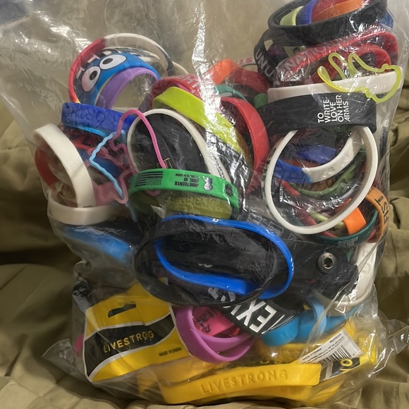 Bracelets - Picture 3 of 3